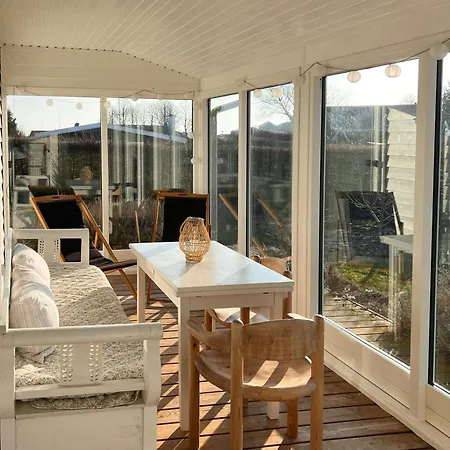 With Conservatory Near Eno Feriehus *