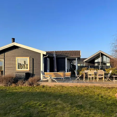 With Conservatory Near Eno Karrebæksminde